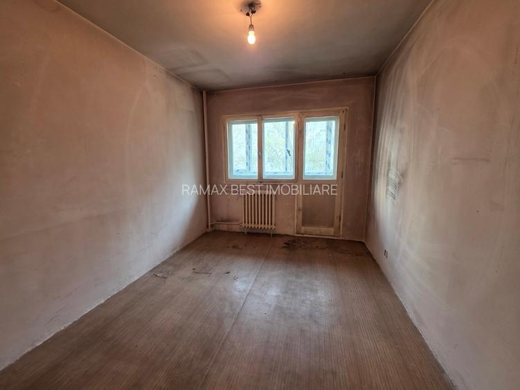 Bucur Obor, Mosilor, 5 minute metrou, bloc 1980, 2 grupuri sanitare - 2