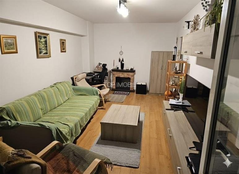 Apartament cu 3 camere decomandat, 2 bai - Pacurari - 2