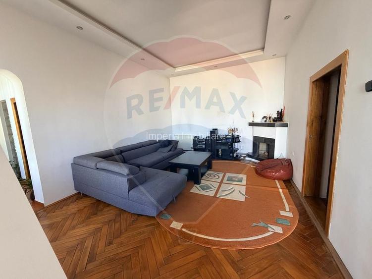 Casa premium, central, stil boieresc renovata modern, parcare in curte - 8