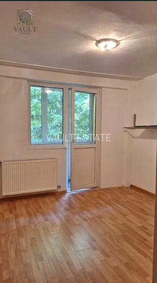 Apartament 3 camere - CENTRALA PROPRIE - ETAJ 1 - langa MEGA MALL  - 3