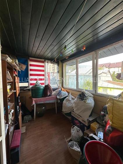 Casa individuala si spatiu comercial - 12