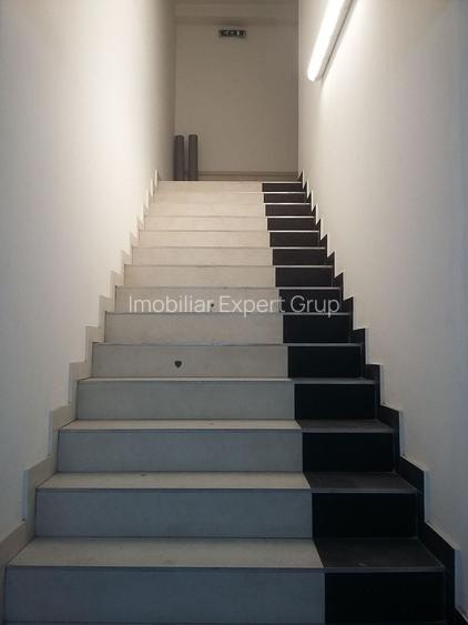 Spațiu comercial stradal cu trafic intens - Unirii - 7