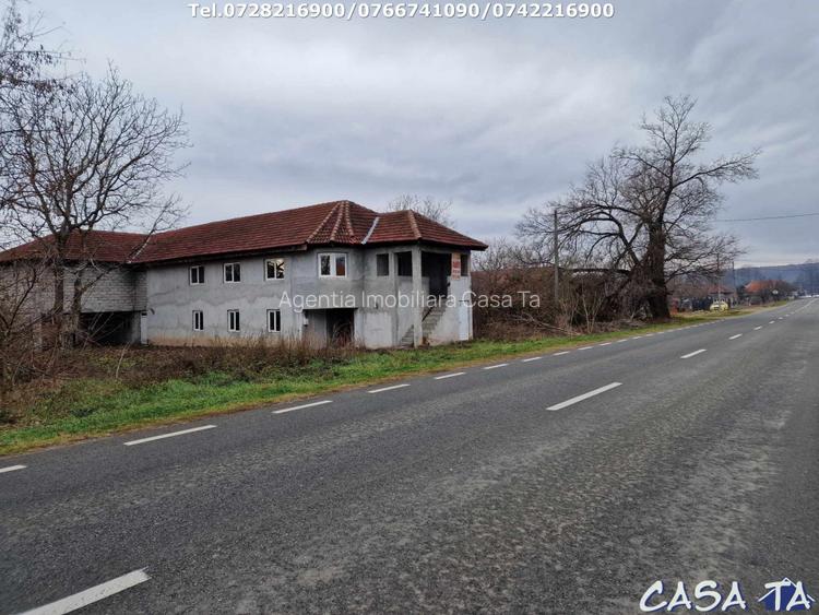 Cladire Multifunctionala, situata in Arcani, Sat.Arcani - 4