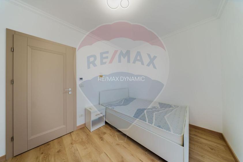 Apartament cu 3 camere, la Adora Park + loc de parcare - 10