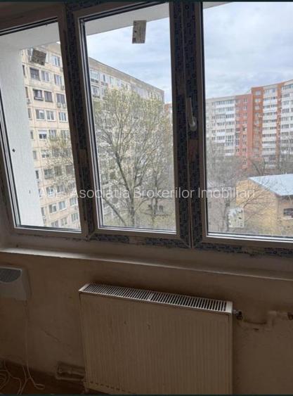 Tineretului metrou si prac,ap 2 camere,bloc 1980/120.000euro - 4