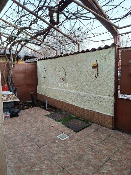 Casa  si curte, un singur nivel - 2