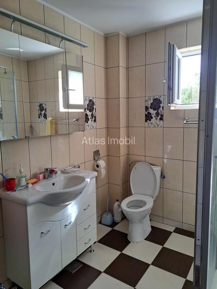 Casa-Vila ultrafinisata in regim D+P+E cu toate utilitatile cu 900 mp,teren - 15