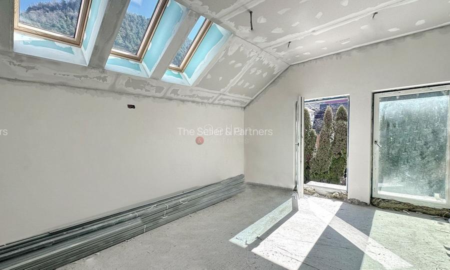 Imobil compus din 8 unitati locative - 2