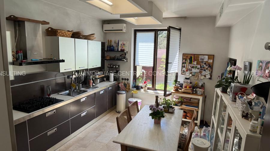 Vila lângă Școala Americană - 7