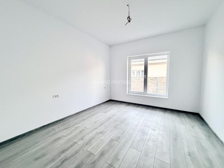 Duplex pe parter cu 4 camere si 3 bai - 380 mp teren - zona Calea Urseni  - 11