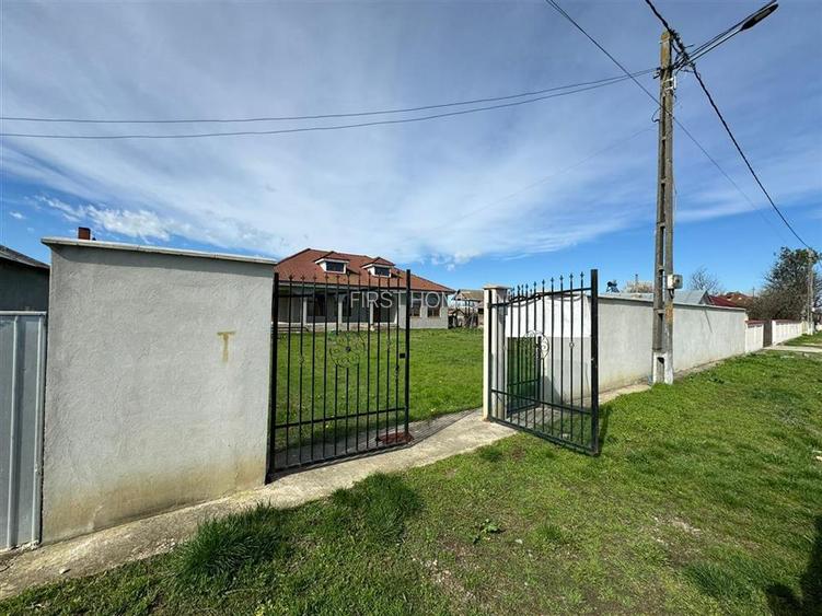 Casa noua de vanzare in Vulturu - Hângulesti 89.000 Euro - 27