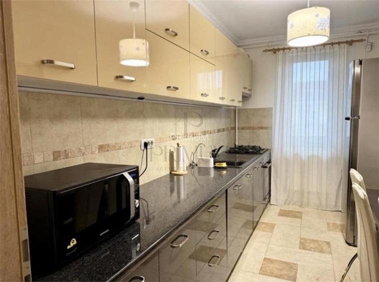 GIROC - 3 Camere - Decomandat - POD propriu - Mobilat si utilat - Zona excelent& - 3