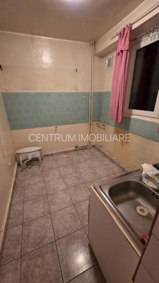 Vanzare 2 camere  Drumul Taberei piata - 9