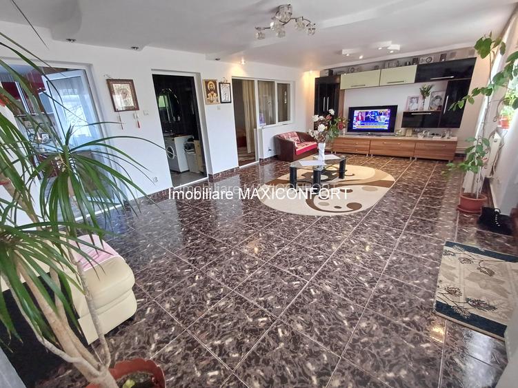 Vanzare casa, P+1-Imobiliare MAXICONFORT - 2