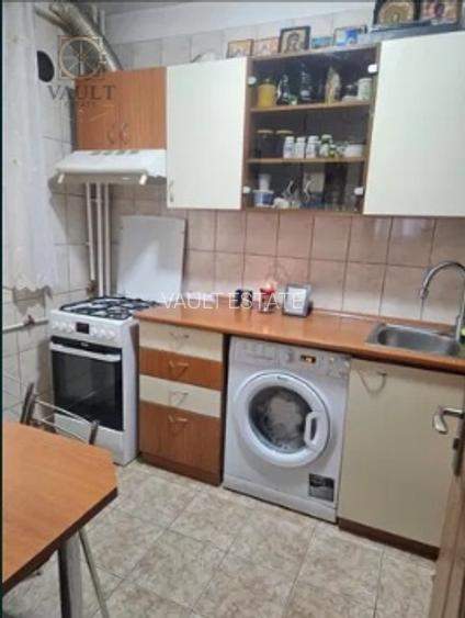 Apartament 3 camere - DECOMANDAT - zona BRANCOVEANU  - 4