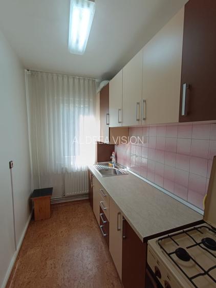 Apartament 3 camere, de vânzare, Mănăștur, Str. Ciucaș, etj 3/4 - 5