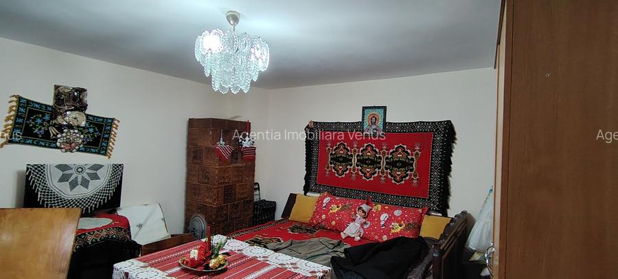 Casa cu etaj zona Donici-Imparat Traian - 4