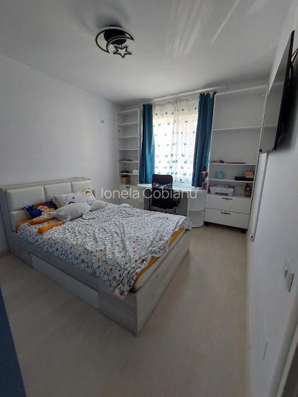 Vand apartament cu curte - 4