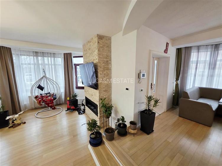 Vila, Cerneteaz, Teren Generos, Casa de Oaspeti, Beci, Garaj - 3