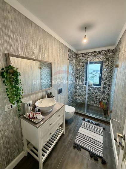 Casă / Vilă cu 5 camere de vânzare în zona Exterior Vest - 22