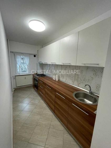 Garsonieră decomandată de închiriat Piața Sudului-Olteniței - 6