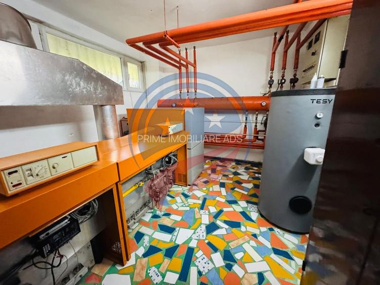 Spațiu comercial de închiriat - 12