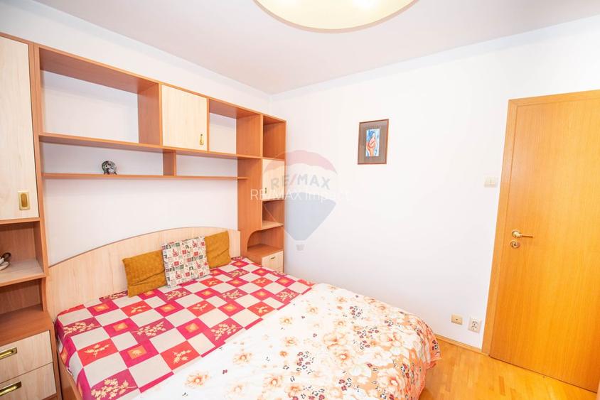 Apartament 3 camere, 72 mpu, Parcare de inchiriat, Bd. Banu Manta, S1 - 13