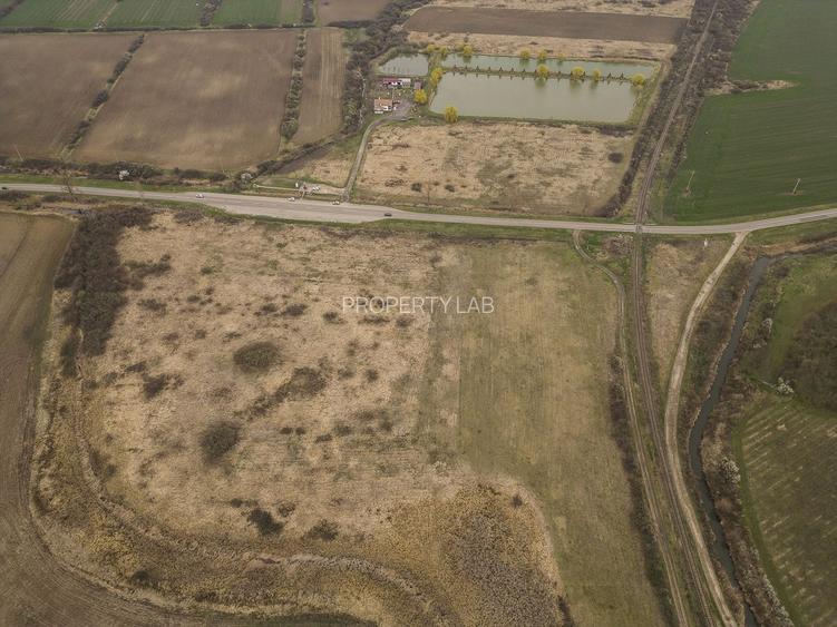 Teren extravilan in Ineu - 16