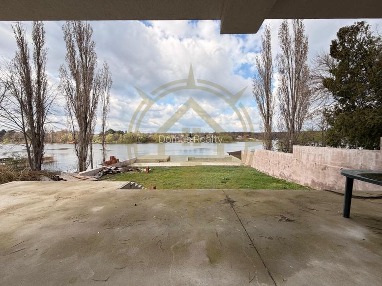 DOM00448 - Vila cu piscina infinity si iesire la lacul Snagov - 8