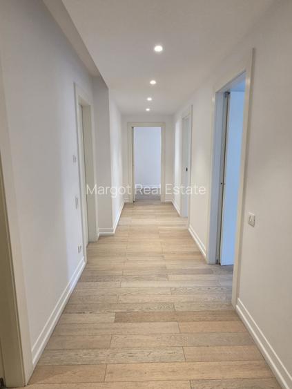 Apartament singur pe etaj, cu 4 camere, in imobil boutique - 13