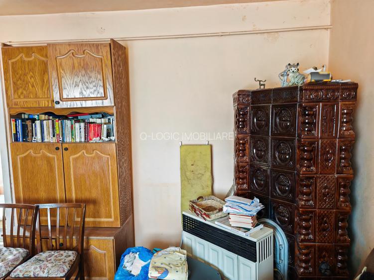 Casa 5 camere libera la vanzare zona Florilor - 11