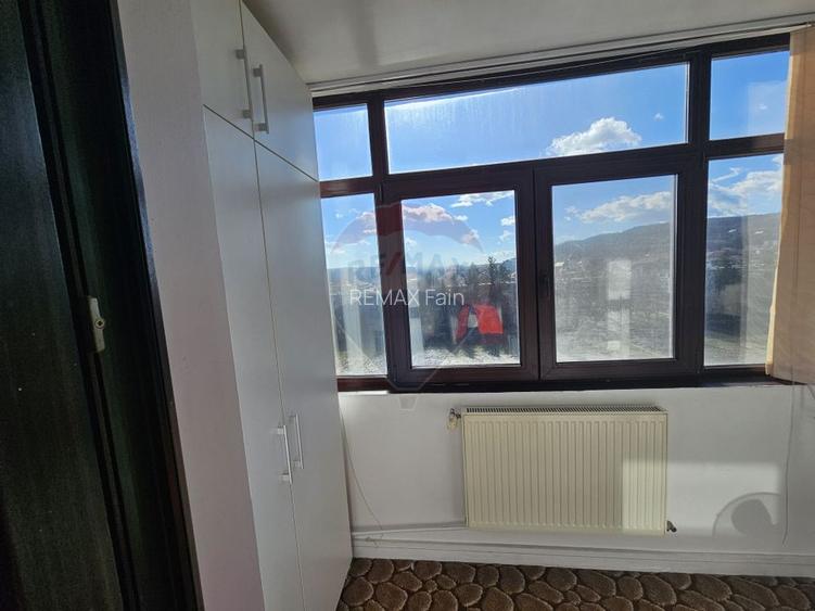 Apartament cu 3 camere de vânzare pe Magheru/Valcea - 11