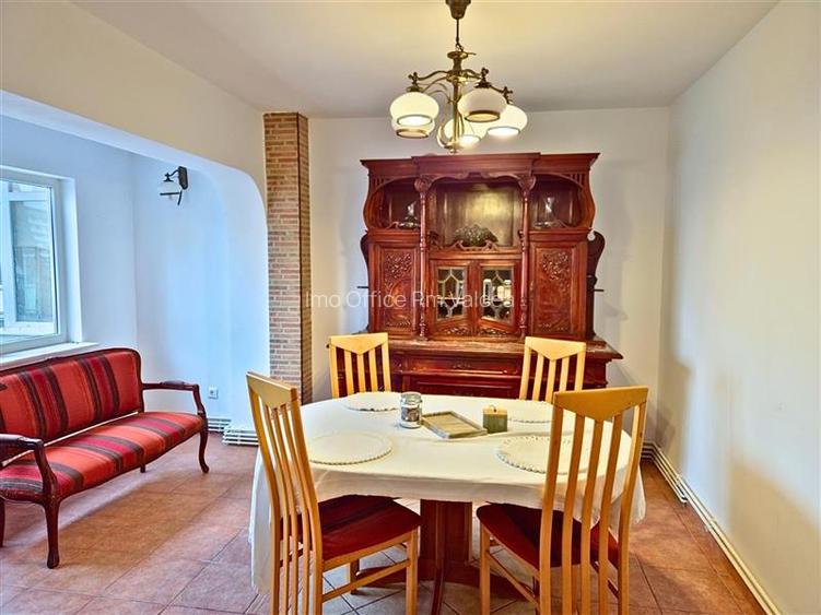 APARTAMENT DE INCHIRIAT IN CENTRU - 4 CAMERE - 3