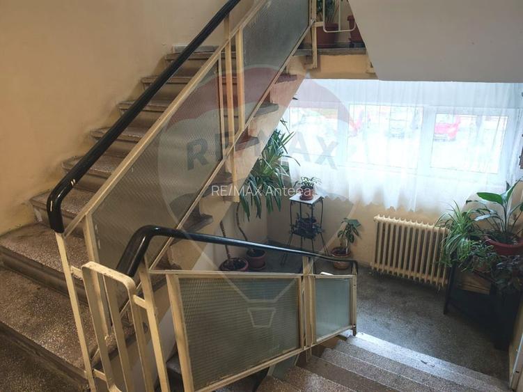 Apartament  3 camere metrou 1 Decembrie 1918 - rezervat - 9