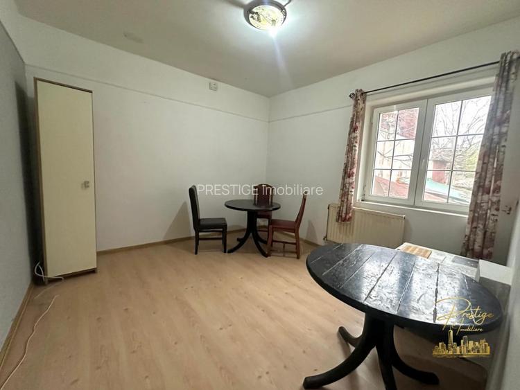 Casa cu 8 camere de inchiriat in zona Centrala - Oradea - 10
