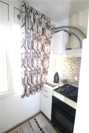 Apartament 3 camere , centrala proprie , zona Baba Dochia - 11