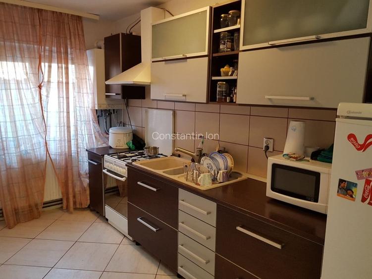 Casa 2 familii intrari separate - 2