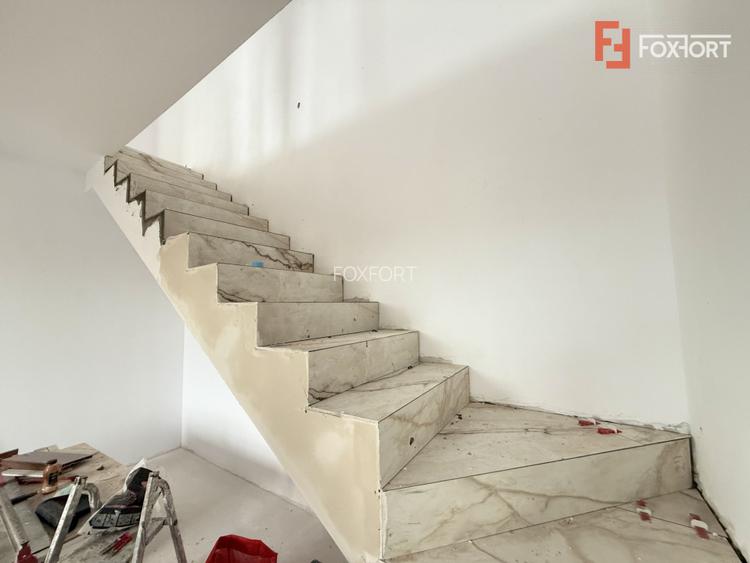 Duplex cu 4 camere de vanzare in localitatea Sacalaz - 2