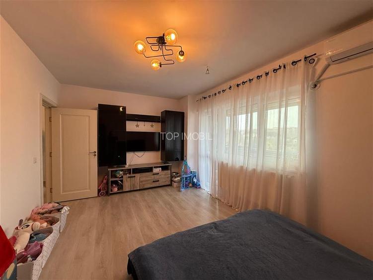 Apartament cu 2 camere decomandat, loc de parcare - Rediu - 3