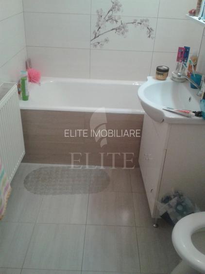 Apartament 3 camere în zona STRAZII BUCURESTI - 4