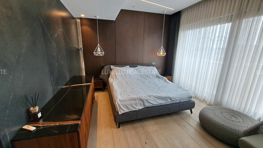 APARTAMENT 4 CAMERE CU SCARA INTERIOARA TIP LOFT -ULTRA LUX - 24