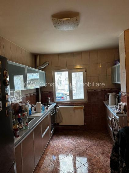 Apartament cu 3 camere , str. Bozieni - 6