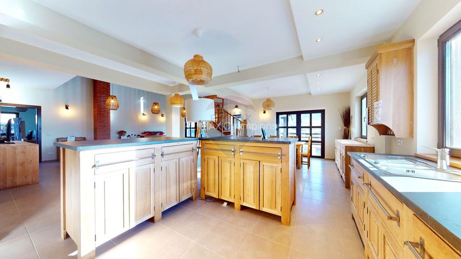 Două Case de vacanță | Pensiune | Bran-Sohodol | 1672 mp teren - 7