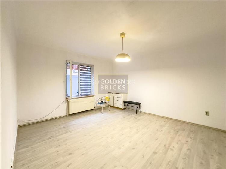 Domenii | Ion mihalache |  Vila Individuala | Parcare 4 masini - 11