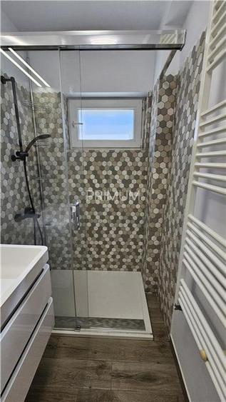 GIROCULUI - 3 CAM - ETJ.2 - ANVELOPAT - PARCHET LEMN - SPATIOS - 9