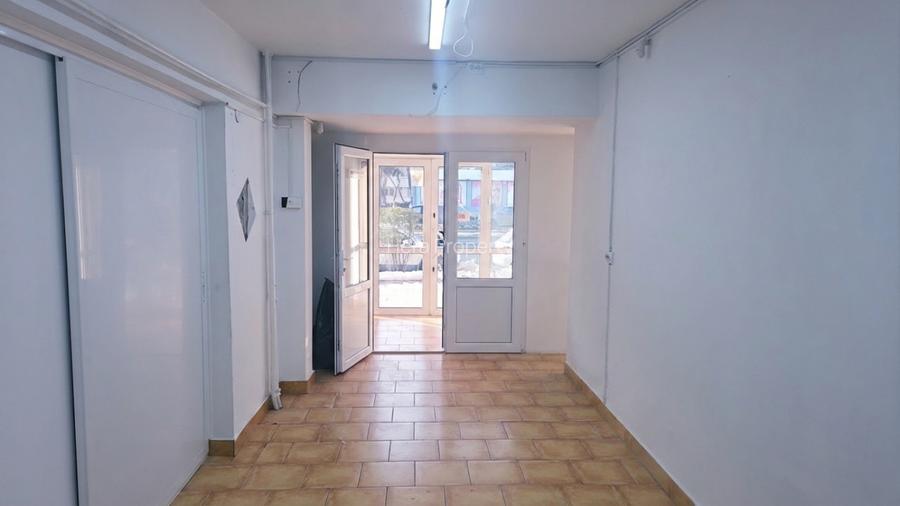 Spațiu comercial de închiriat – 44 mp - 16