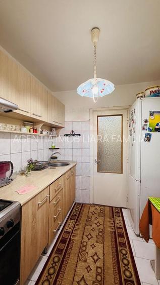 Apartament 2 camere de vânzare, 49 mp, Galati, Țiglina 2, etaj 3/4 - 5