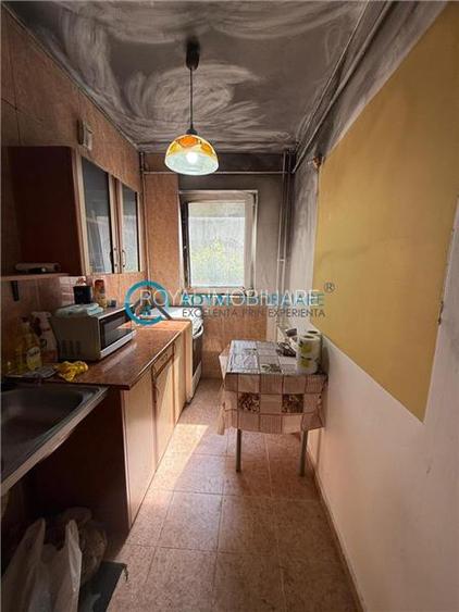 Royal Imobiliare - Vanzare Apartament zona Malu Rosu - 8