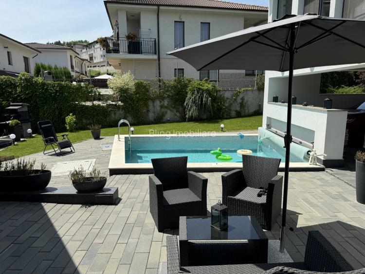 Casa Individuala De Inchiriat, Piscina, 225mp, Zona Teilor - 2