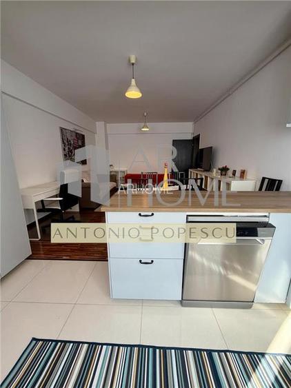 Apartament 3 camere, mobilat-utilat, parcare subterana,Ploiesti, 9 Mai - 13